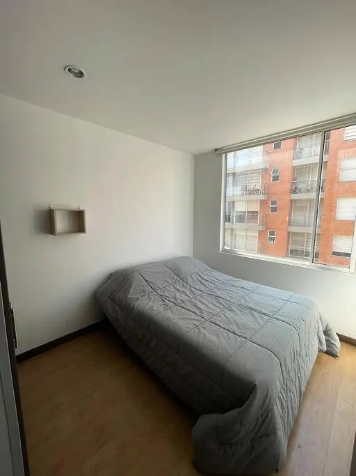 Apartment Residencia Aeropuerto Bogotá: Habitación Privada con Zonas Comunes Colombia